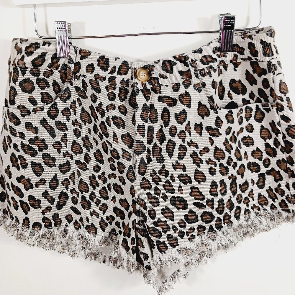 ee:some NWT Leopard Print Frayed Cutoff Cotton Shorts Size Med., Festival, Beach - Picture 5 of 16